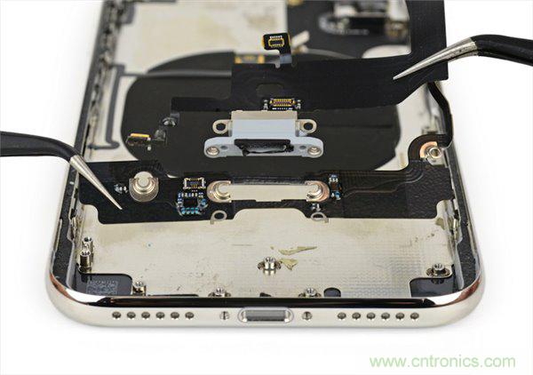 蘋果iPhone X iFixit拆解報(bào)告：雙層主板+雙單元電池