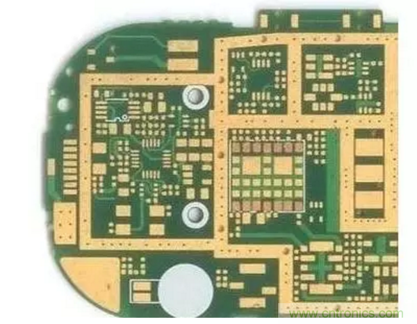 PCB板上為什么要“貼黃金”？看看你的板子上有“金手指”嗎？